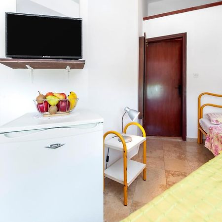 Near Beach And Rovinj Center 4 Apartment Ngoại thất bức ảnh